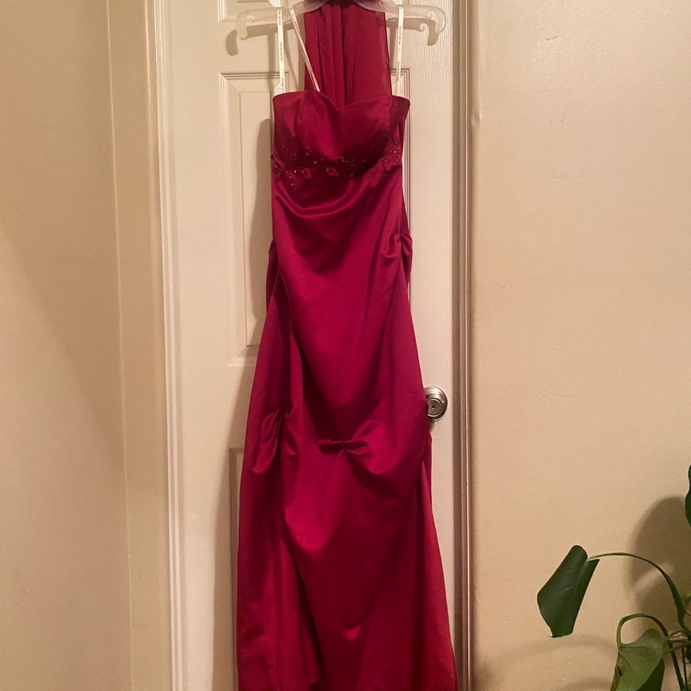 Red Sweetheart Cut Dress - Size 2